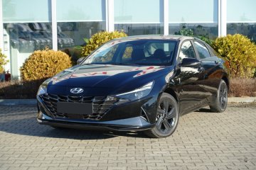 Bezwypadek • Tempomat • Automat • Podgrz. fotele i kierownica • FV23