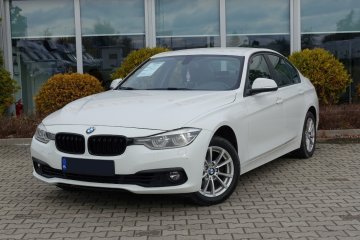 czujniki parkowania, automat, klimatyzacja, ISOFIX, LED, FV23